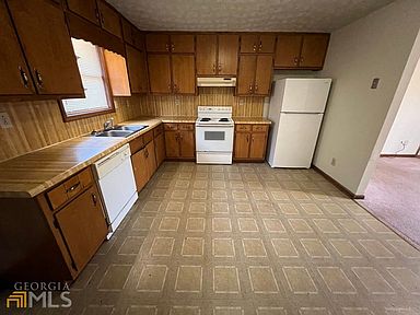 1035 Eastview Rd NE UNIT B, Conyers, GA 30012 | Zillow