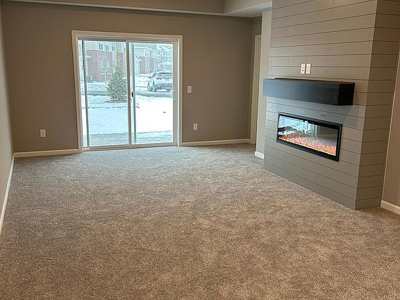 4th image of 4497 223rd St W
