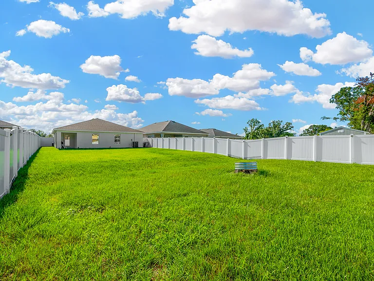 1072 Aruba Ave — Photo 30
