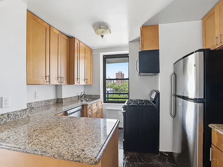 784 Columbus Ave #10D — Photo 6