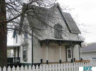 402 N Maple St, Friend, NE 68359