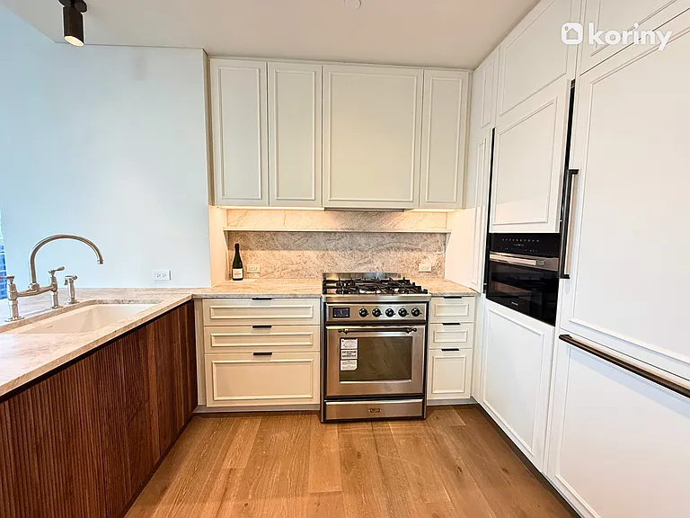 520 5th Ave #60C — Photo 7
