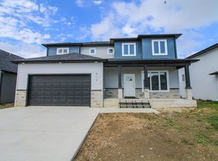 513 Downing St, Surrey, ND 58785