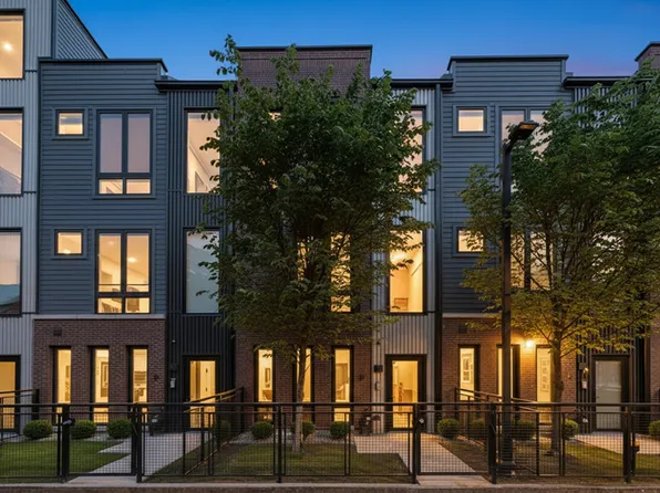 4250 W Belmont Ave #5, Chicago, IL 60641