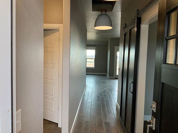 5th image of 11020 NW 20th Ter