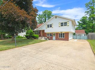 116 E Palmer Ave, Schenectady, NY 12303