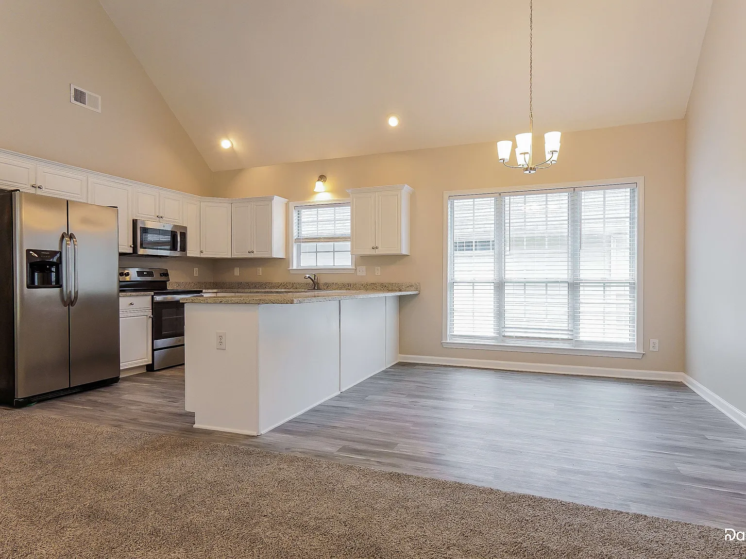 3 bed, 2.0 bath, 1644 sqft, $1,780 — Photo 4