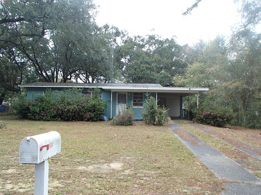1st image of 904 Crystal Springs Ave