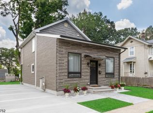 17 Charles St, Montclair, NJ 07042