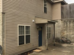 194 Lannes West Dr APT D, Killen, AL 35645
