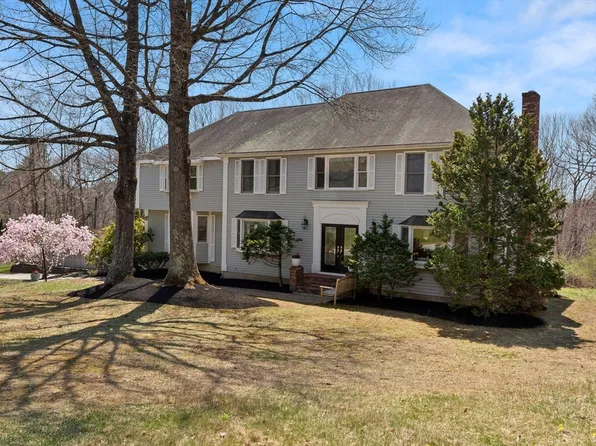 89 Blue Ridge Rd, North Andover, MA 01845