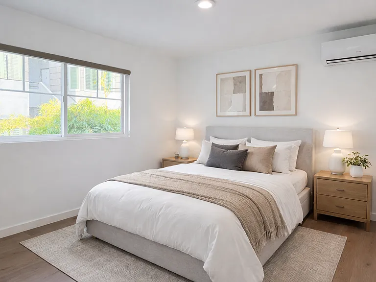 372 S Los Robles Ave #2 — Photo 4