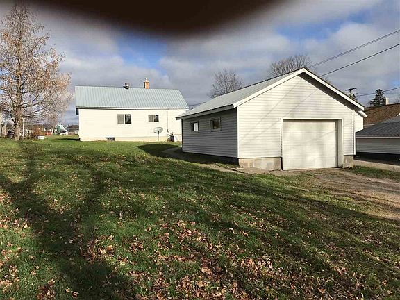 2nd image of 109 1st St #21