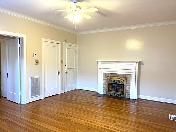 3rd image of 1654 Marshall St APT 1