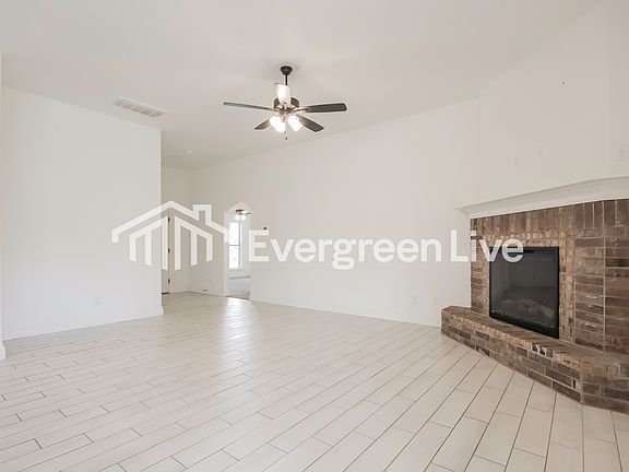 4th image of 5908 Reynolds St