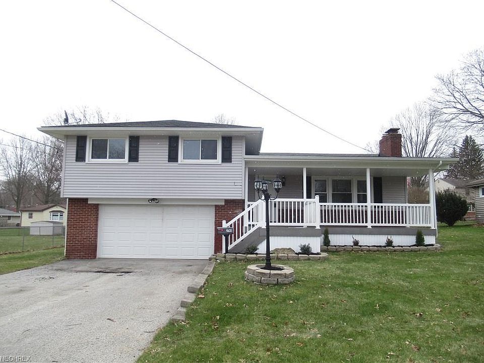 1st image of 2743 Coblentz Dr