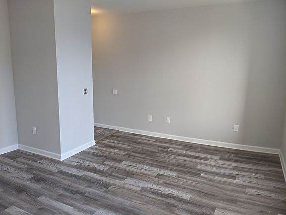 4th image of 45 & 51 Minerva St #45-201
