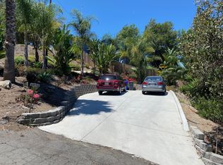 885 Phillips St #B, Vista, CA 92083