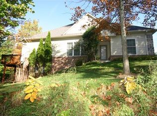 679 Mountain Cir #1, Rochester Hills, MI 48306