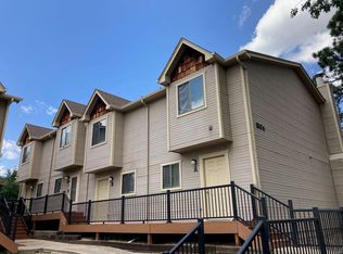 1504 Crestone Ave APT B, Colorado Springs, CO 80905