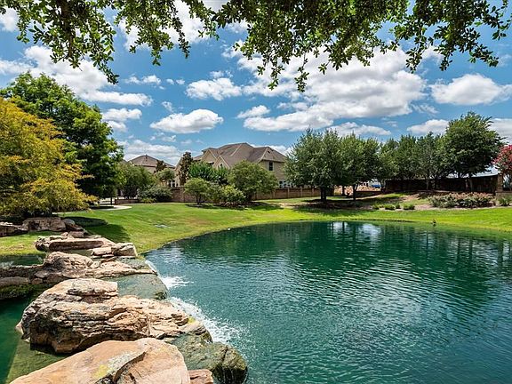 3rd image of 27423 Overland Gap Ct