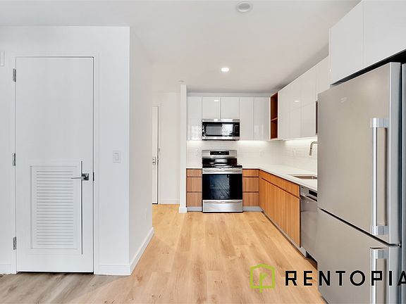 2nd image of 77 Commercial St #6B
