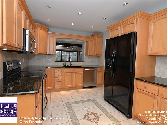 4th image of 204 Timbercove Cir