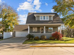 312 Wilson St, Little Chute, WI 54140