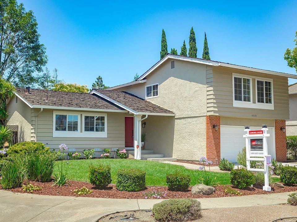 1st image of 6939 Dartmoor Way