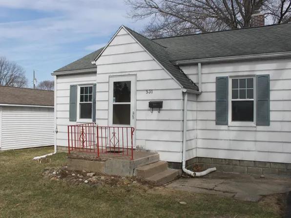 531 29th Ave, Moline, IL 61265