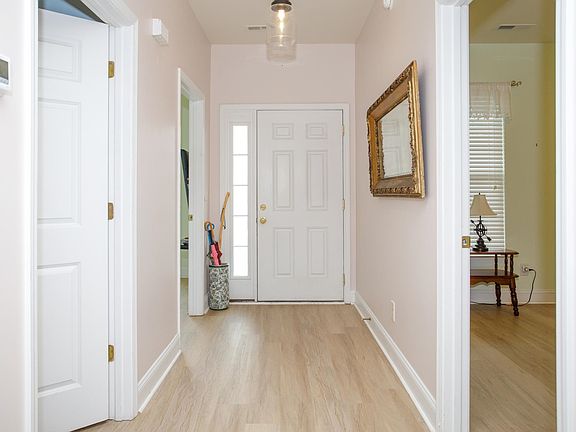 2nd image of 605 Banks Dr. #12-5