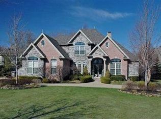 3162 Regency Pl, Westlake, OH