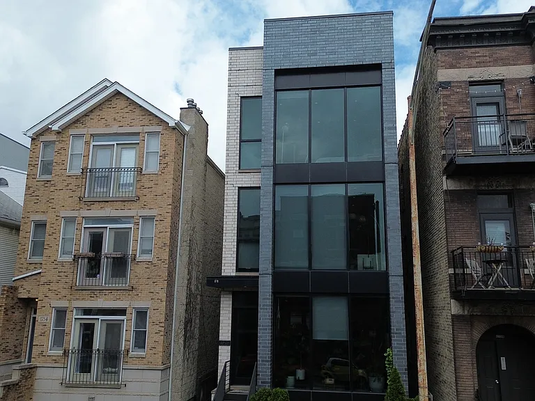 1752 W Augusta Blvd #2 — Photo 44