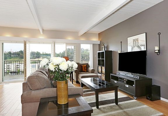 2nd image of 3358 Oak Glen Drive
