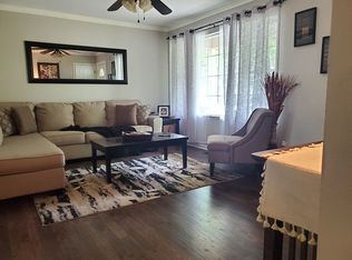 437 Laurel Ave, Fredericksburg, VA 22408