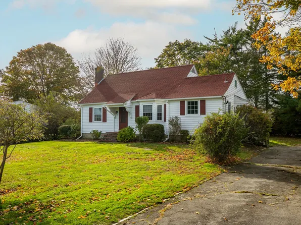 72 Kane Ave, Middletown, RI 02842