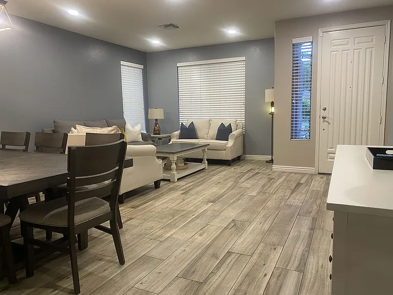 W Irma Ln — Photo 8