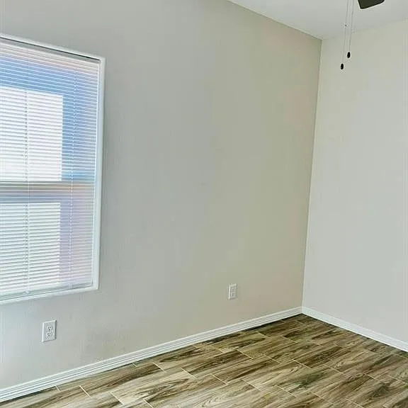 4904 N Crown Point #1 — Photo 14