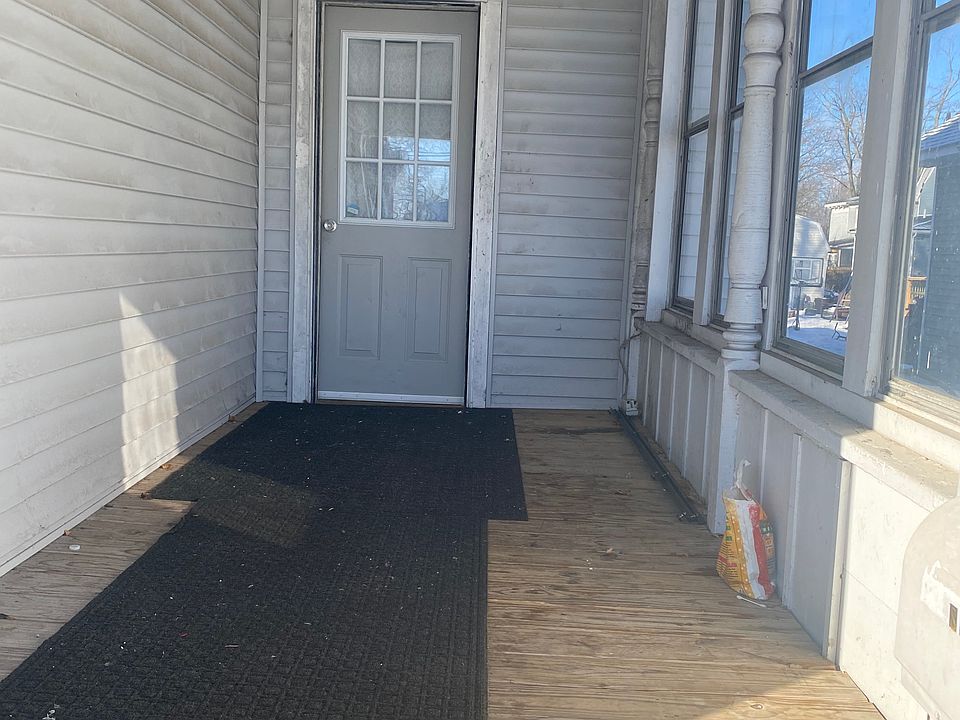 1st image of 134 S Eagle St #1