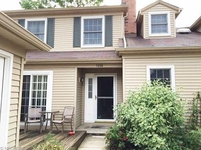 1st image of 1038 S Court St