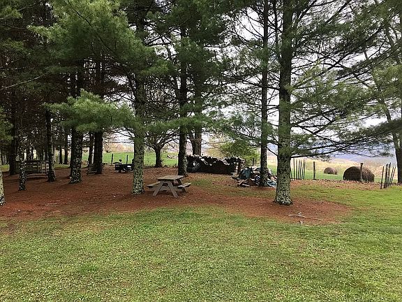 4th image of 870 Wilma Lee Memorial Dr
