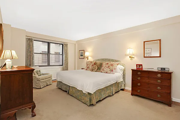 Sold by Corcoran | media 4