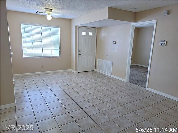 5th image of 4730 Nara Vista Way Unit 102