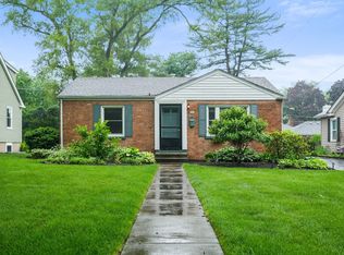 836 Lyford Ln, Wheaton, IL 60189