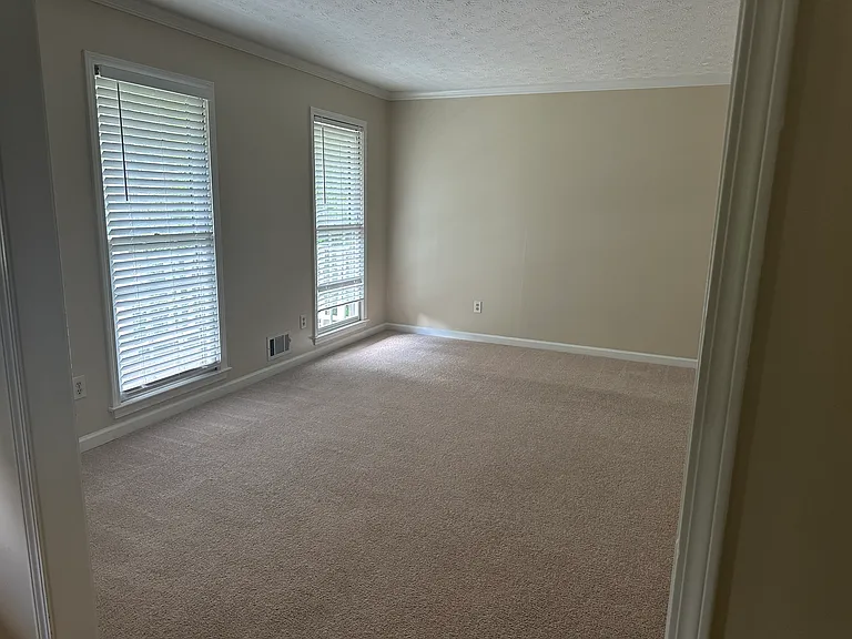 1934 Windcrest Dr SW — Photo 8