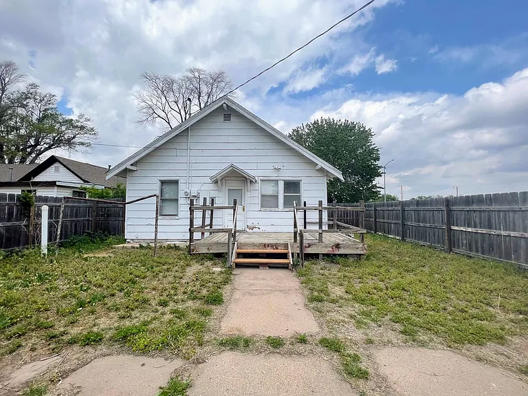 1631 E 4th Ave — Photo 12