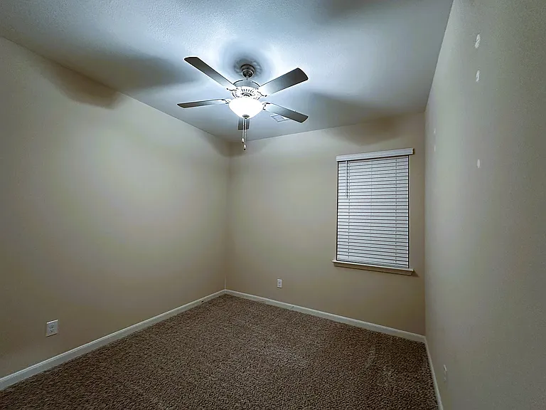 322 Sweet Pea Ln — Photo 14