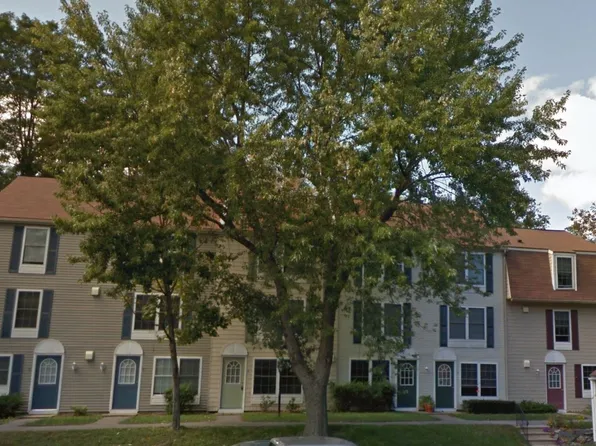 3 Cricket Brk #3, Dover, NH 03820