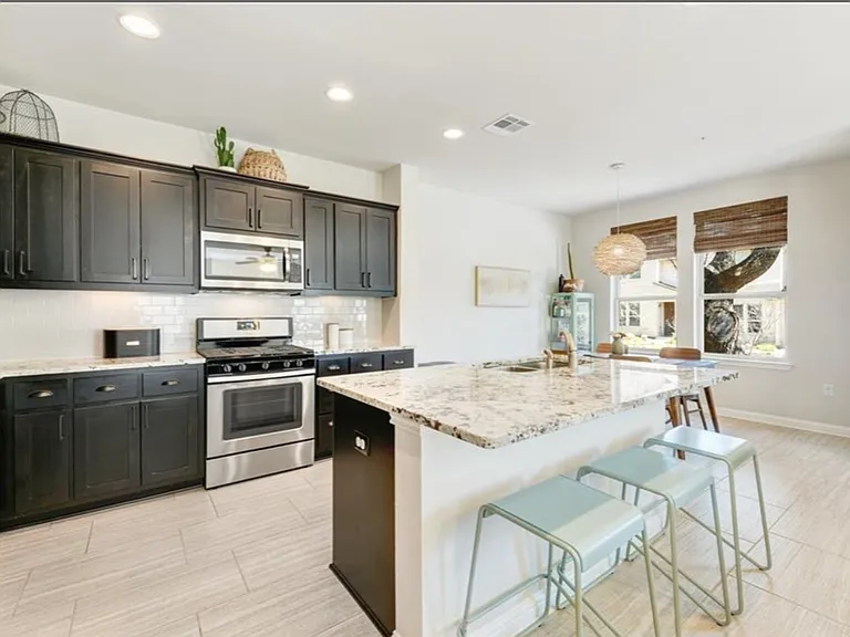 13800 Lyndhurst St #261 — Photo 6