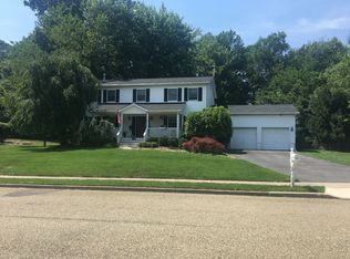89 Winchester Dr, Monroe, NY 10950